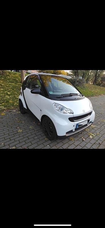 Weiß Gebraucht 2007 Smart ForTwo Coupé Coupé | 3.500 € (Fairer Preis) - Bild 1/4