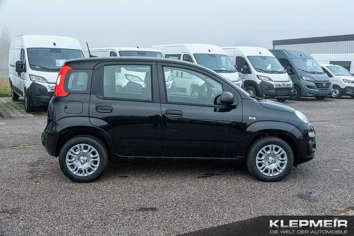 Gebraucht Fiat Panda 69 PS (50 kW) 2025 Schwarz Limousine