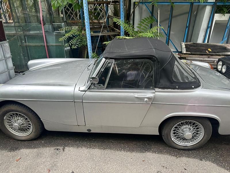 Silber Gebraucht 1968 MG Midget Cabrio | 4.800 € - Bild 1/3