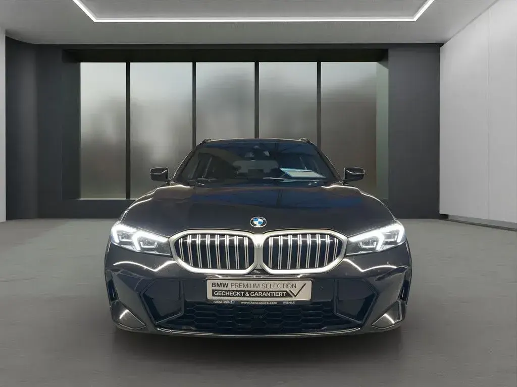Gebraucht BMW 318 M Sport 156 PS (114 kW) 2025 Schwarz Limousine