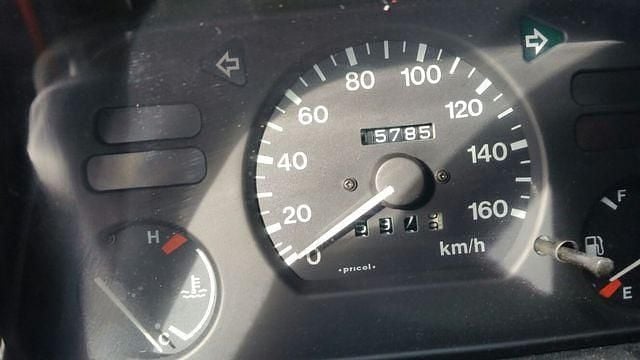 Gebraucht Suzuki Alto 54 PS (39 kW) 2000 Rot Kleinwagen