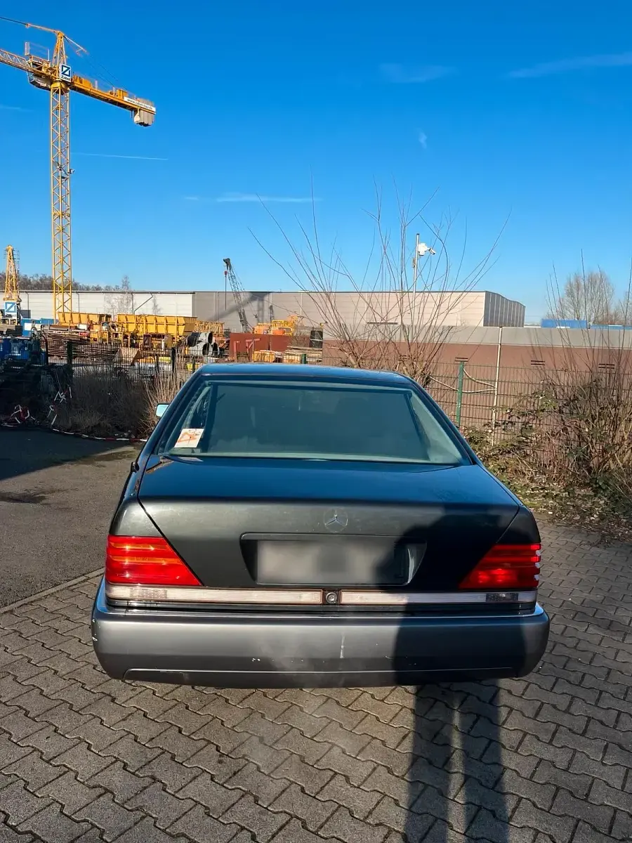 Gebraucht Mercedes S420 279 PS (205 kW) 1992 Schwarz Limousine
