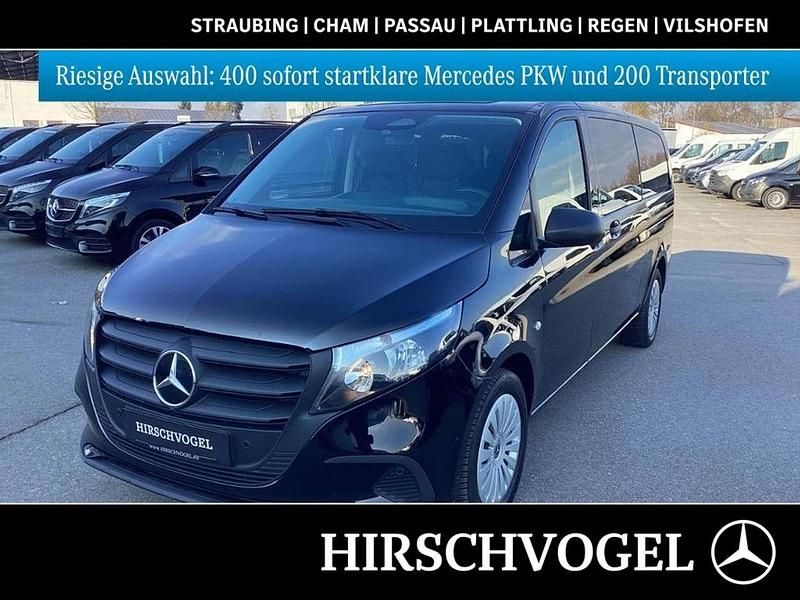 Obsidianschwarz metallic Gebraucht 2024 Mercedes Vito Van | 46.291 € (Teuer) - Bild 1/4
