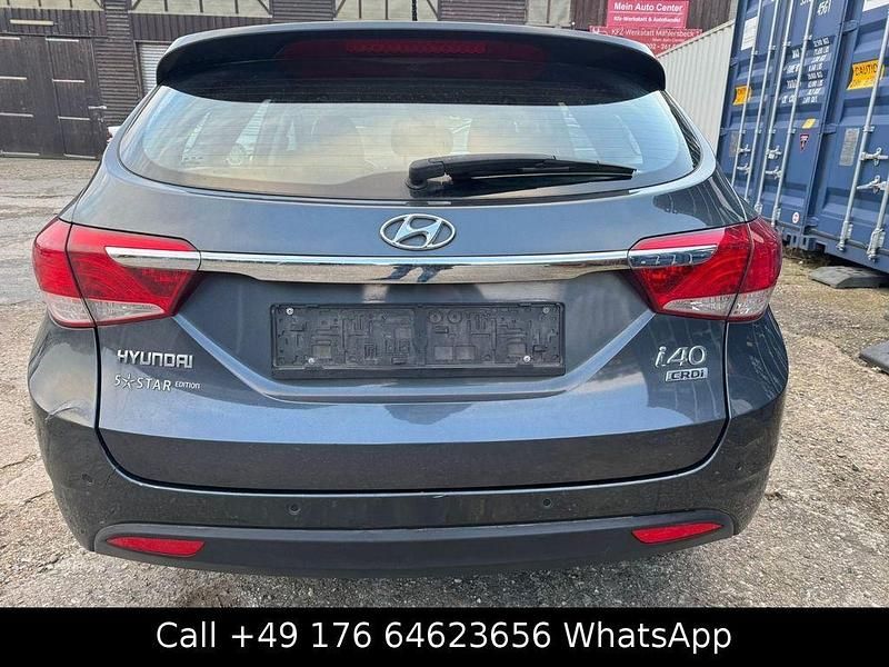 Gebraucht Hyundai i40 Edition 136 PS (100 kW) 2012 Grau Kombi