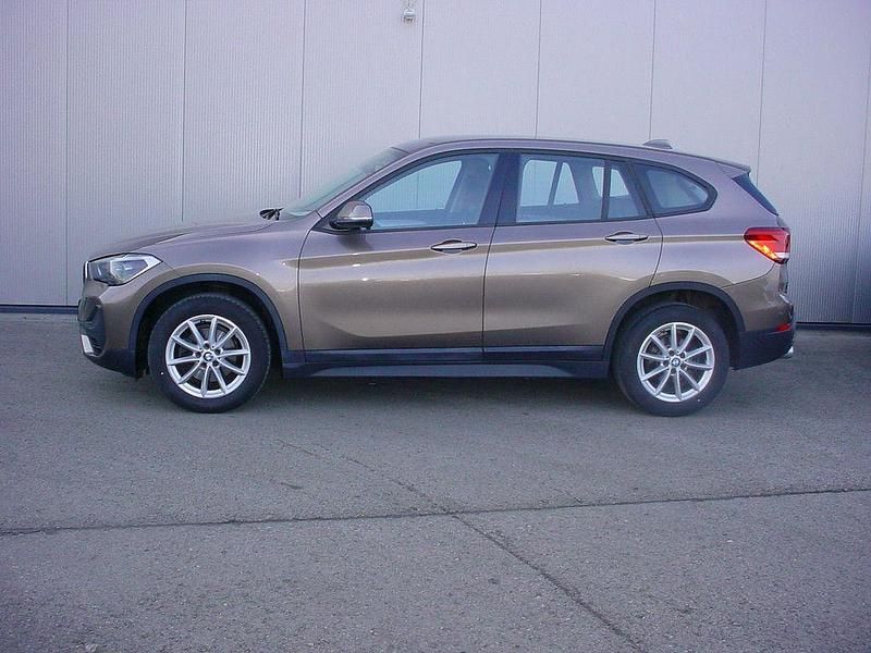 Gebraucht BMW X1 140 PS (102 kW) 2019 Beige SUV