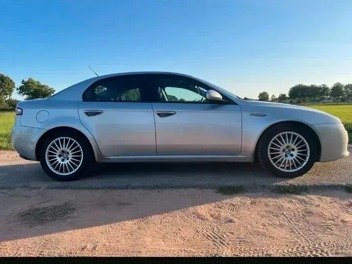 Gebraucht Alfa Romeo 159 150 PS (110 kW) 2007 Silber Limousine