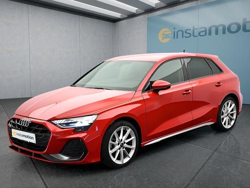Rot Gebraucht 2024 Audi A3 Sportback Kleinwagen | 32.949 € (Fairer Preis) - Bild 1/4
