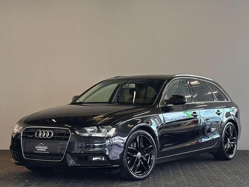 Schwarz Gebraucht 2012 Audi A4 Ambiente Kombi | 11.190 € (Fairer Preis) - Bild 1/4