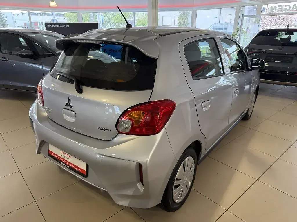 Gebraucht Mitsubishi Space Star Select 71 PS (52 kW) 2025 Silber Kleinwagen