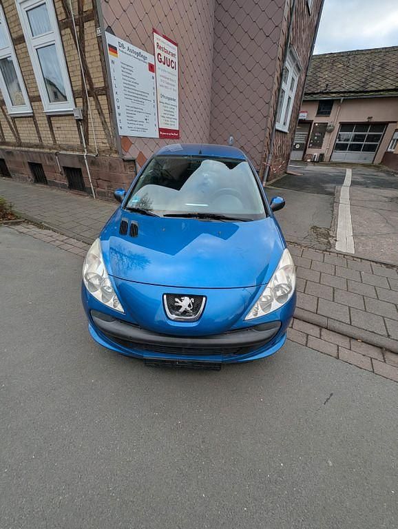 Gebraucht Peugeot 206 60 PS (44 kW) 2009 Blau Limousine