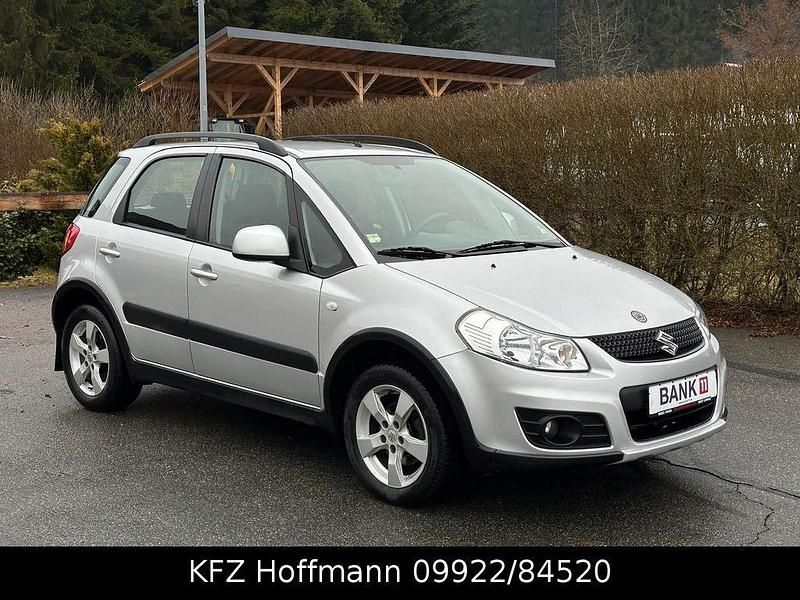 Gebraucht Suzuki SX4 Club 120 PS (88 kW) 2014 Grau Limousine