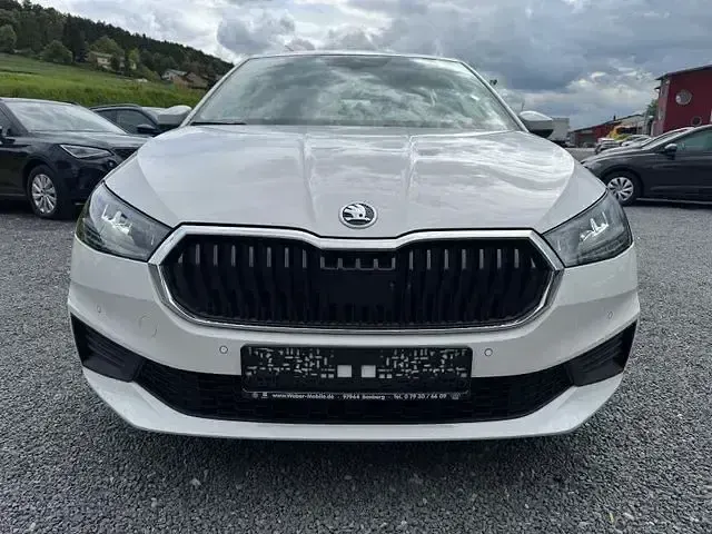 Używany Skoda Fabia Active 65 KM (47 kW) 2022 Biały Hatchback