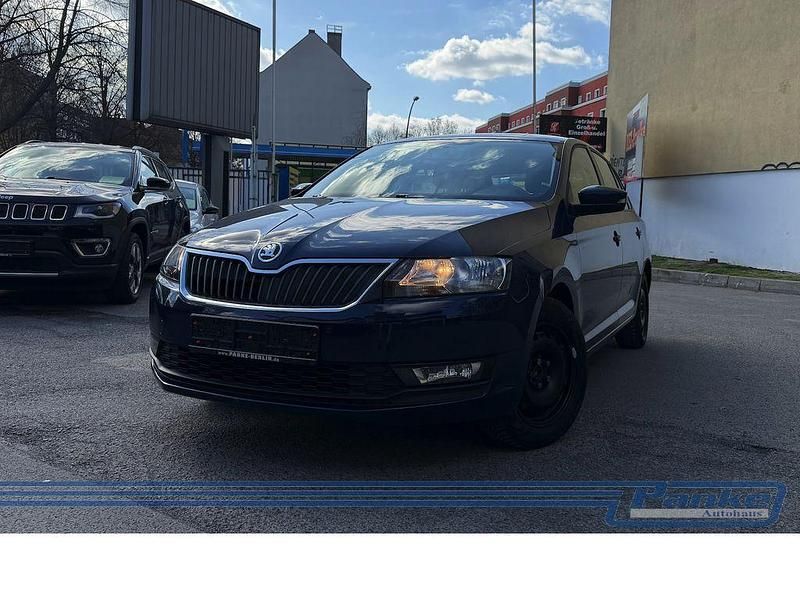 Gebraucht Skoda Rapid 95 PS (69 kW) 2018 Blau Kleinwagen