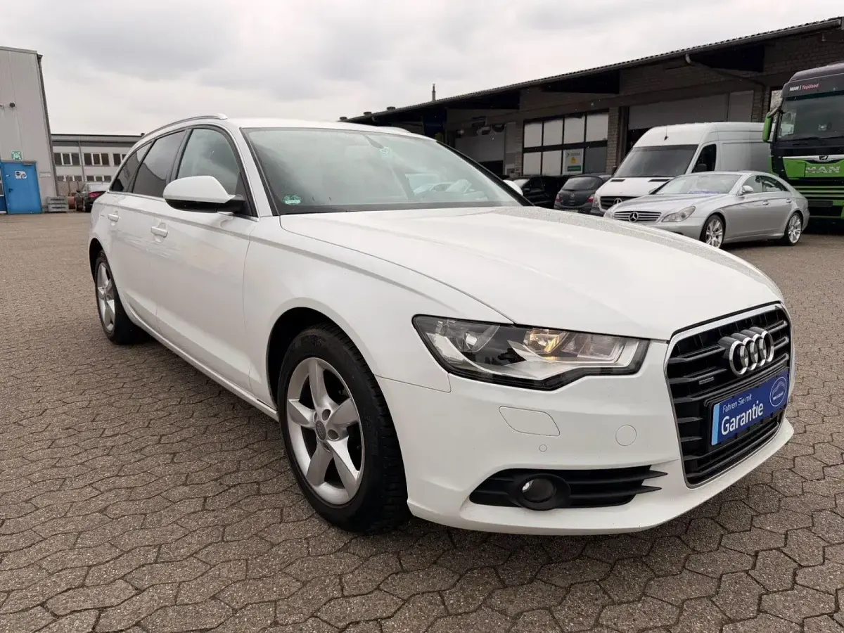 Gebraucht Audi A6 Sport 204 PS (150 kW) 2012 Weiß Kombi