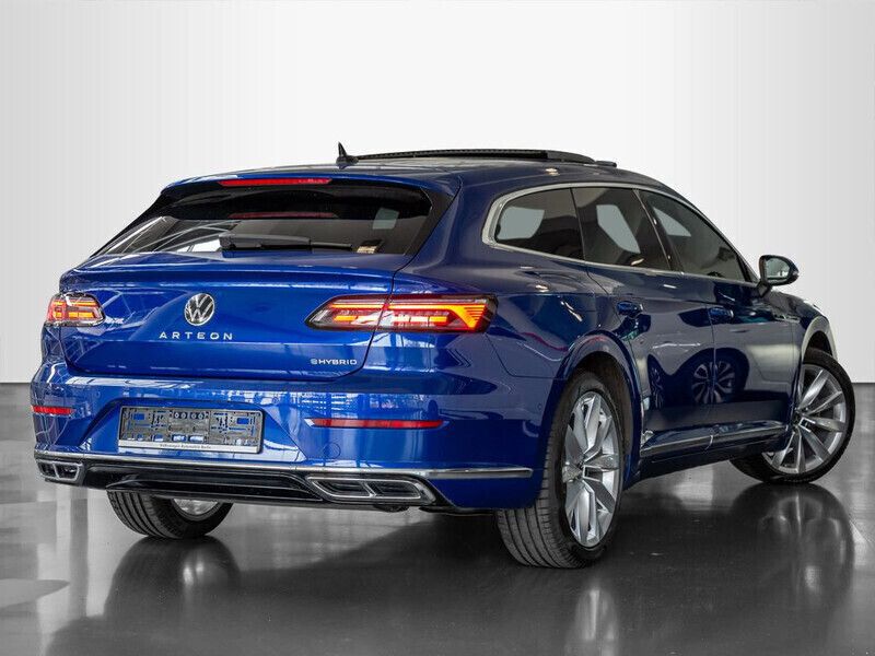Verkauft VW Arteon Shooting Brake 1.4 ., gebraucht 2021, 32.075 km in