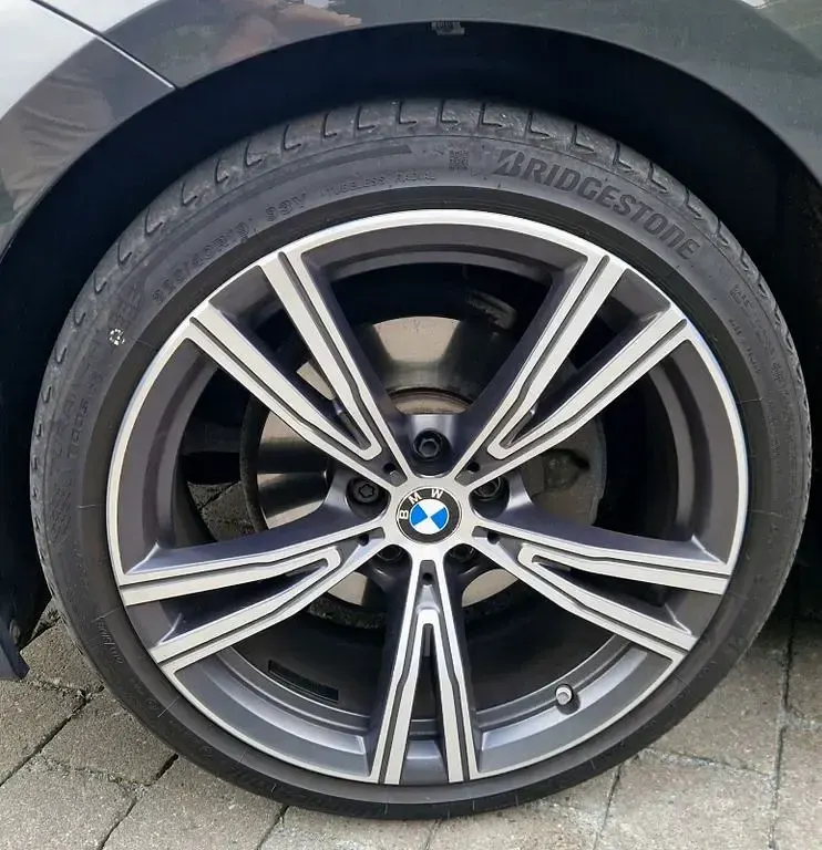 Gebraucht BMW 320 M Sport 190 PS (139 kW) 2020 Grau Kombi