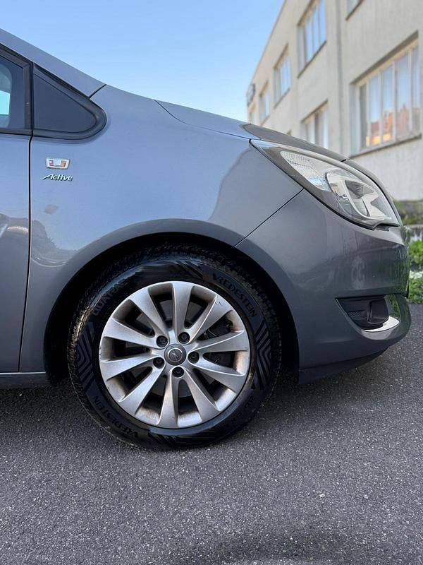 Gebraucht Opel Meriva 140 PS (102 kW) 2017 Grau Van / Kleinbus