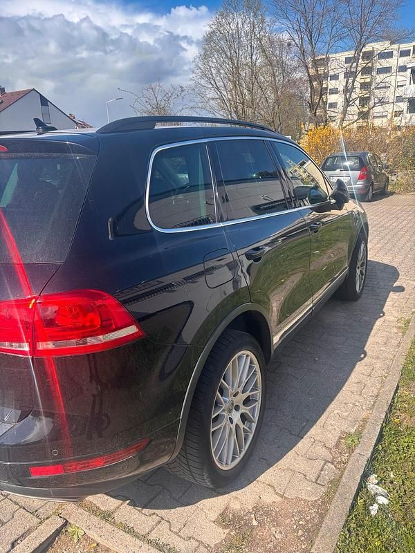 Gebraucht VW Touareg 245 PS (180 kW) 2012 Schwarz SUV