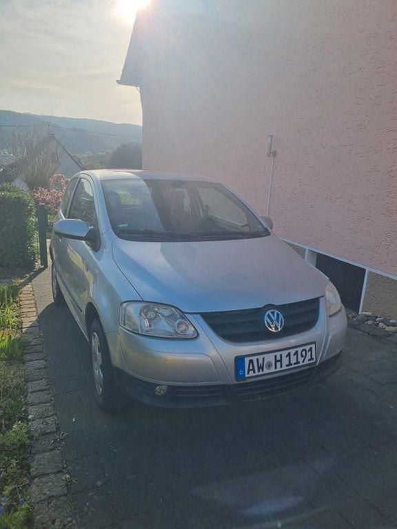 Gebraucht VW Fox 60 PS (44 kW) 2005 Silber Kleinwagen