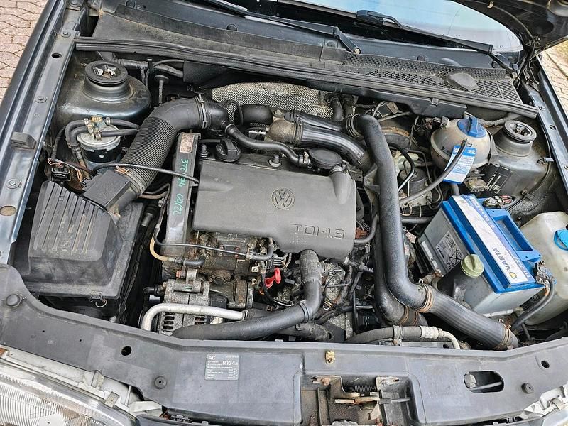Gebraucht VW Golf III 90 PS (66 kW) 1996 Grau Kleinwagen
