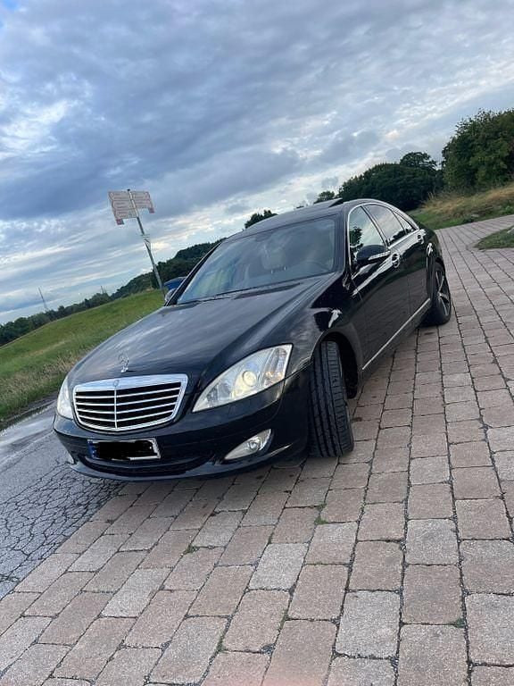 Schwarz Gebraucht 2006 Mercedes S350 Limousine | 5.990 € (Superpreis) - Bild 1/4