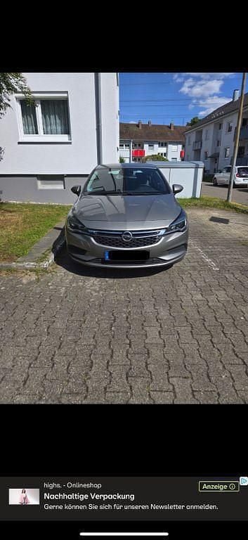Grau Gebraucht 2016 Opel Astra Edition Limousine | 8.800 € (Guter Preis) - Bild 1/4