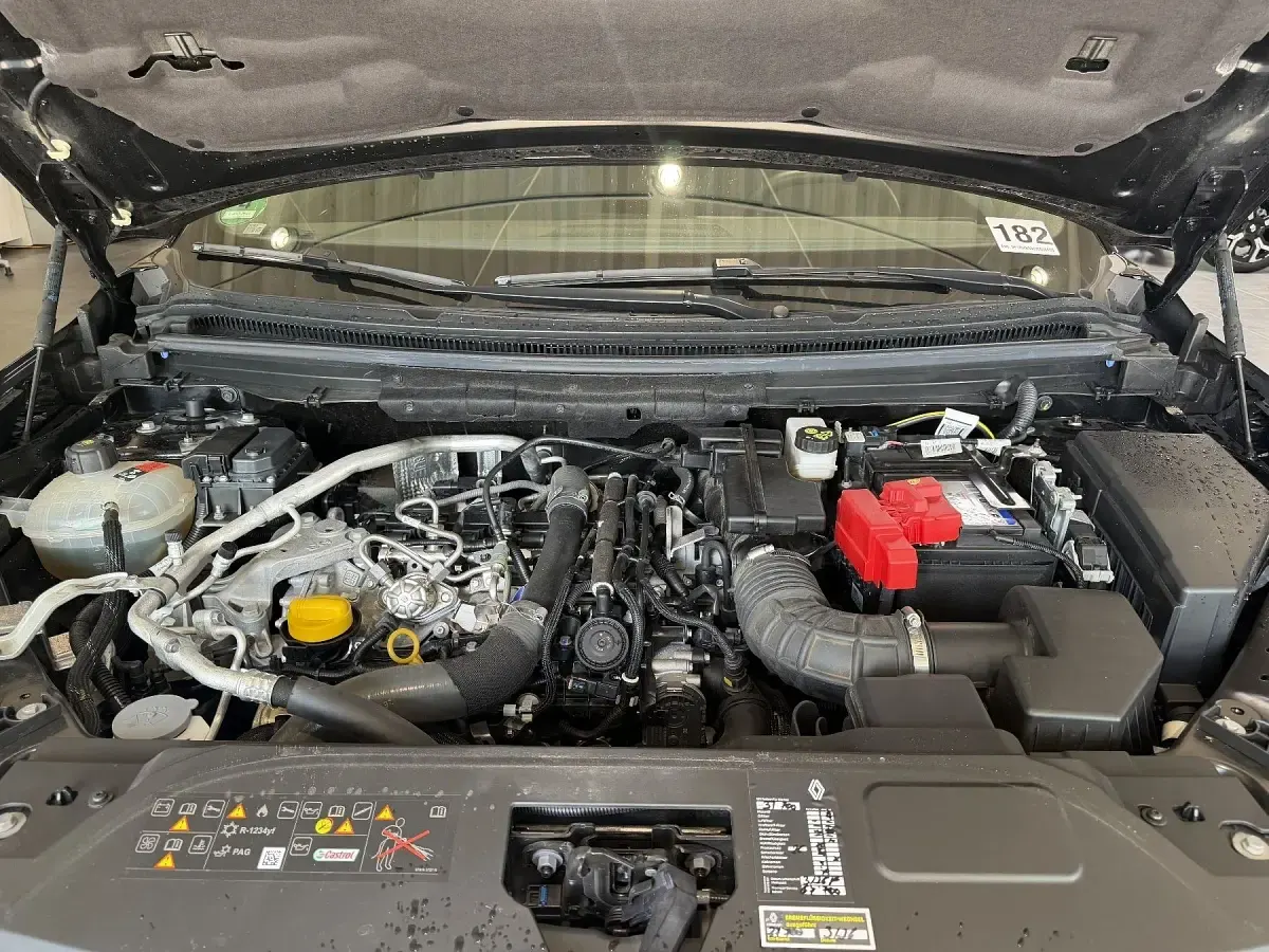 Gebraucht Renault Austral Equilibre 140 PS (102 kW) 2023 Schwarz SUV