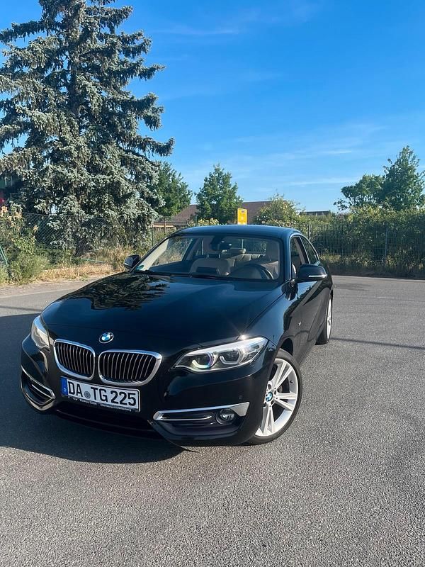Schwarz Gebraucht 2017 BMW 225 Luxury Line Coupé | 20.900 € (Teuer) - Bild 1/4
