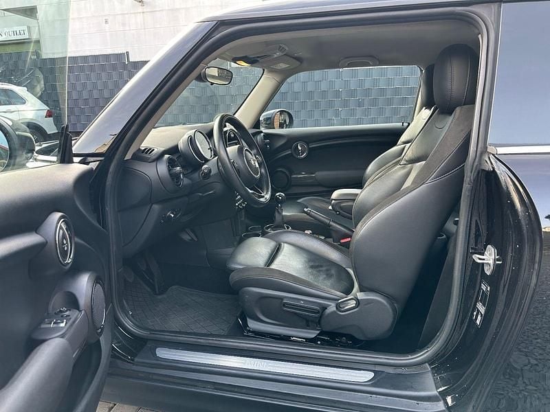 Gebraucht Mini ONE 102 PS (75 kW) 2020 Schwarz Kleinwagen