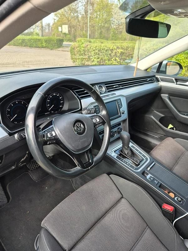 Gebraucht VW Passat 179 PS (131 kW) 2017 Kombi
