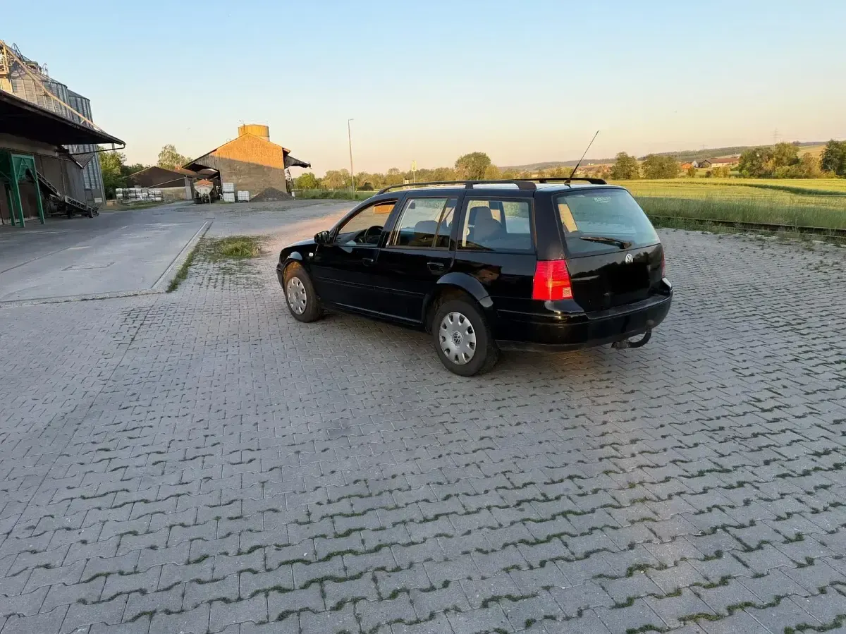 Brugt VW Golf IV 101 HK (74 kW) 2003 Sort Stationcar