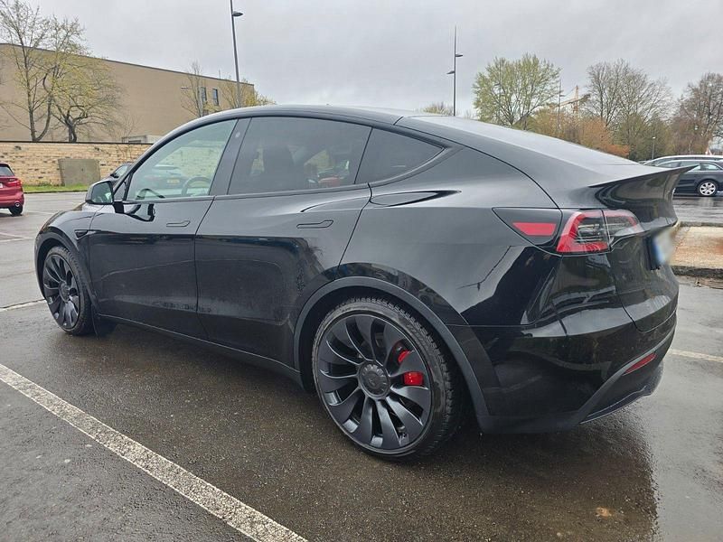 Gebraucht Tesla Model Y Performance 397 kW (540 PS) 2023 Schwarz SUV