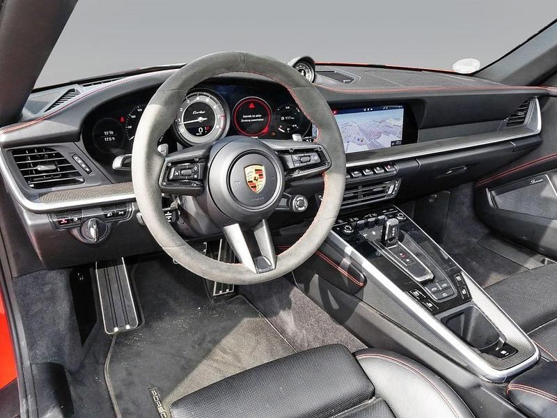 Gebraucht Porsche 992 581 PS (427 kW) 2021 Orange Cabrio