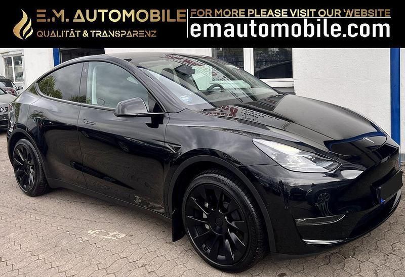 Schwarz Gebraucht 2022 Tesla Model Y Long Range AWD SUV | 43.986 € (Teuer) - Bild 1/4