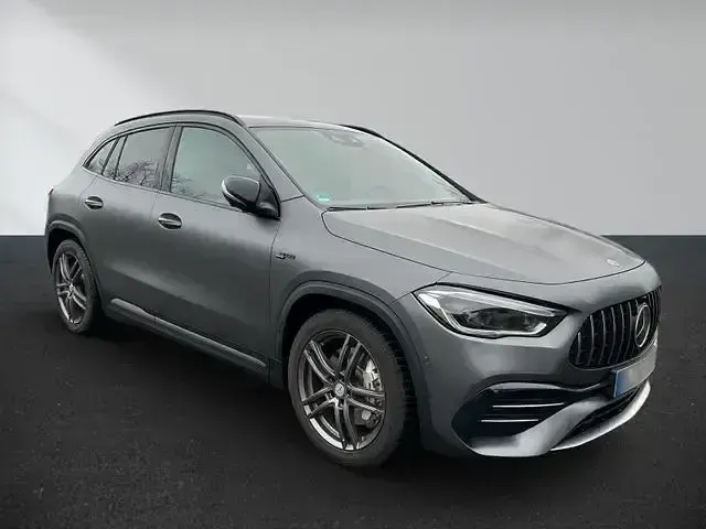 Gebraucht Mercedes GLA35 AMG AMG 306 PS (225 kW) 2022 Grau folie matt SUV