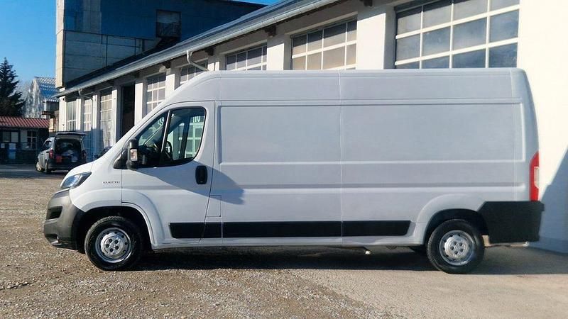 Gebraucht Fiat Ducato 140 PS (102 kW) 2019 Weiß Van