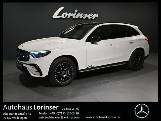 Weiß Gebraucht 2022 Mercedes GLC300e AMG SUV | 79.900 € - Bild 1/2