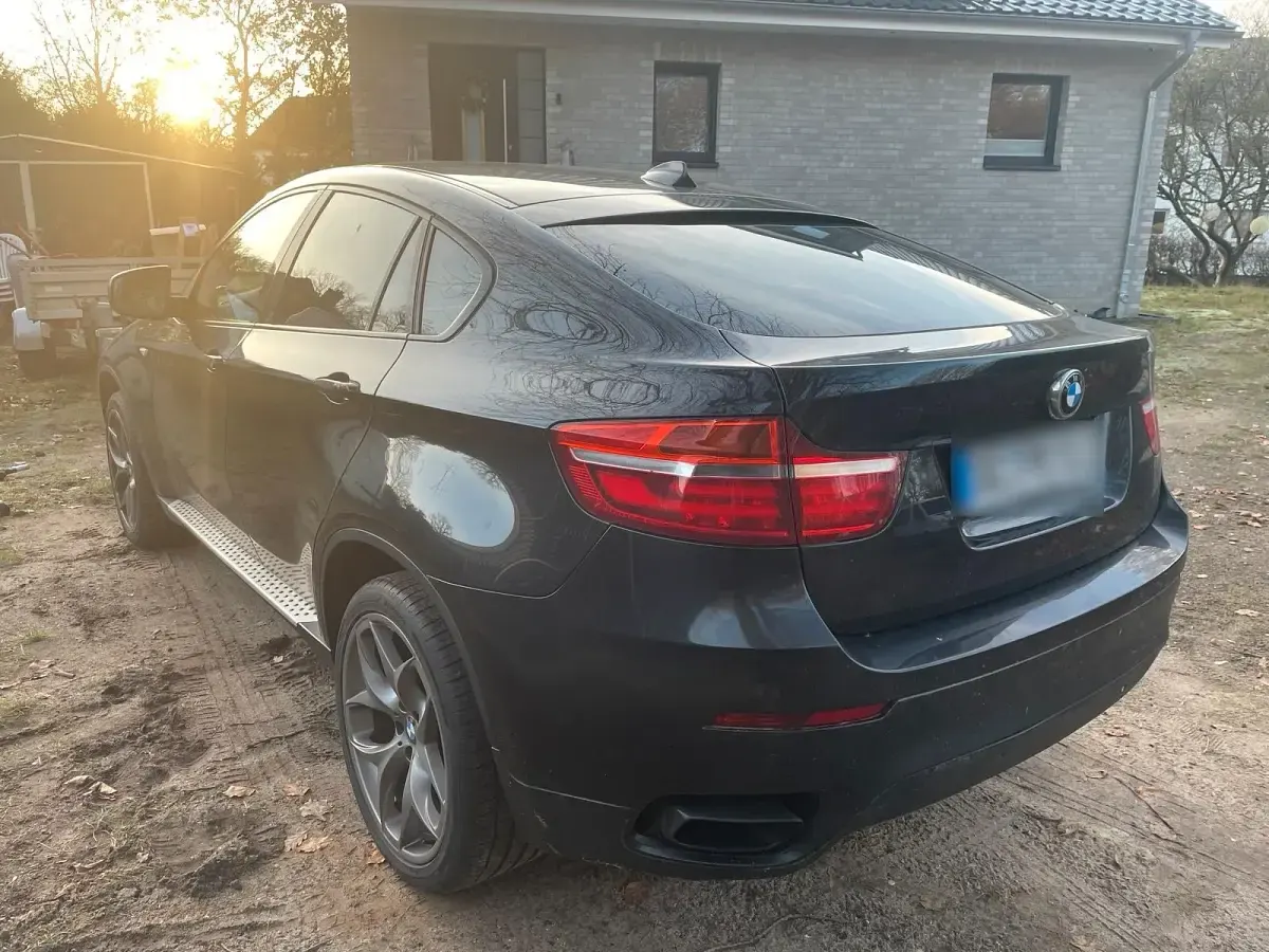 Gebraucht BMW X6 M50 381 PS (280 kW) 2012 Schwarz SUV