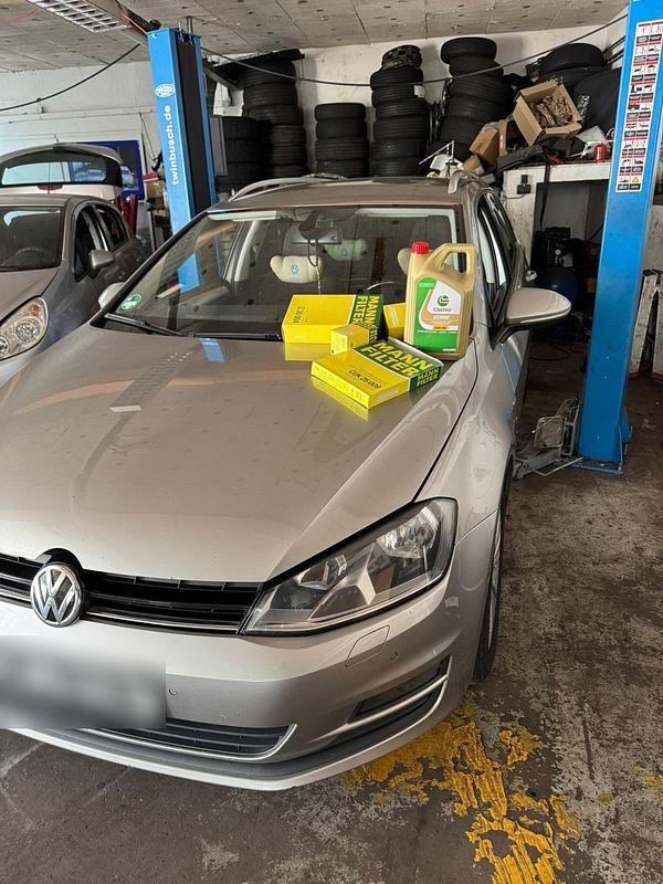 Gebraucht VW Golf VII 110 PS (80 kW) 2015 Grau Kombi