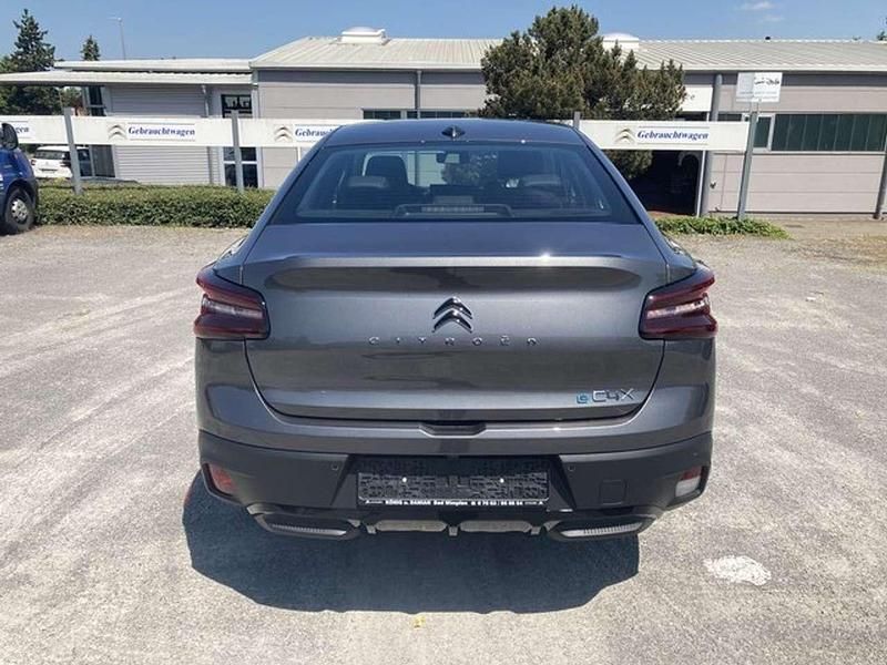 Gebraucht Citroën e-C4 Feel 100 kW (136 PS) 2023 Grau Limousine