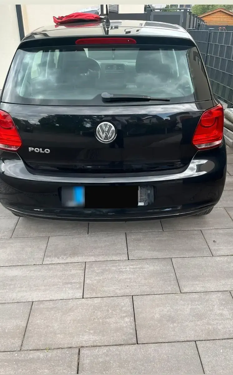 Gebraucht VW Polo 60 PS (44 kW) 2011 Schwarz Kleinwagen