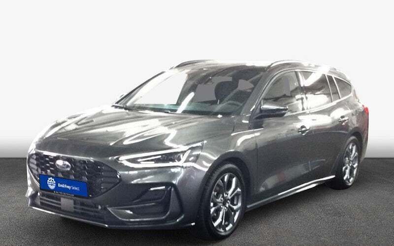 Grau Gebraucht 2024 Ford Focus ST-Line Kombi | 27.326 € (Guter Preis) - Bild 1/4