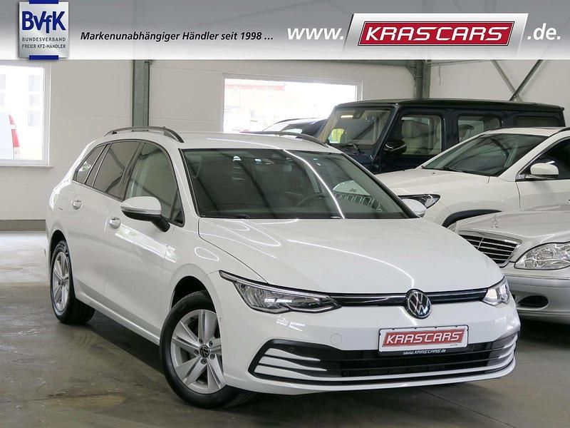 Weiß Gebraucht 2021 VW Golf VIII Comfortline Kombi | 19.689 € (Etwas zu teuer) - Bild 1/4