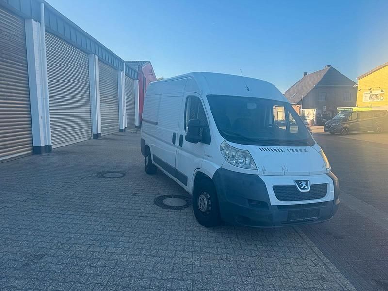 Weiß Gebraucht 2009 Peugeot Boxer Van | 6.200 € (Fairer Preis) - Bild 1/4