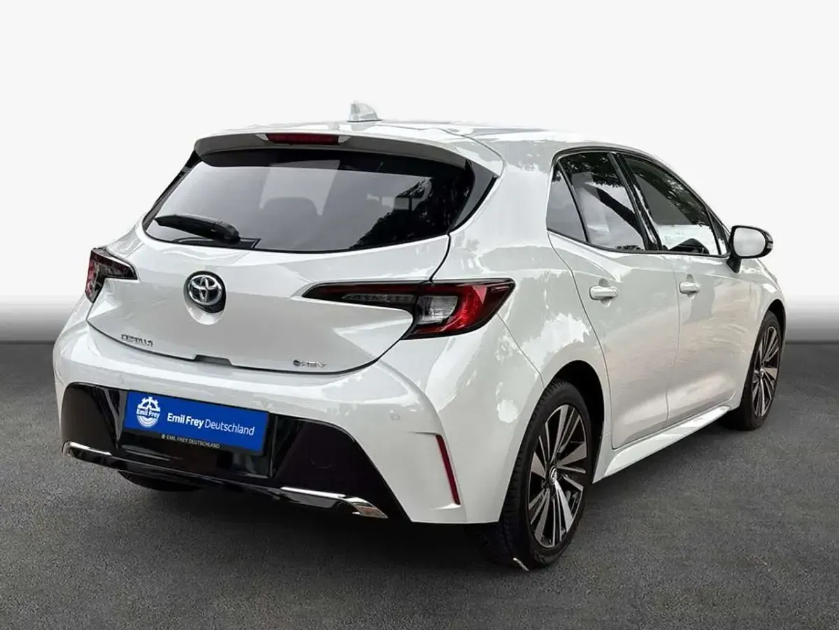 Gebraucht Toyota Corolla Basis 140 PS (102 kW) 2025 Dynamic grey metallic Limousine