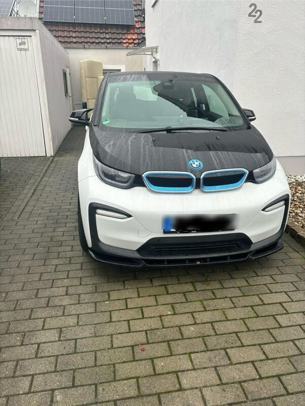 Weiß Gebraucht 2020 BMW i3 Kleinwagen | 19.990 € (Fairer Preis) - Bild 1/4