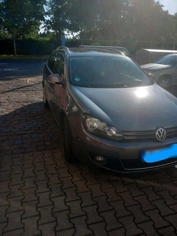 Grau Gebraucht 2011 VW Golf VI Kombi | 5.500 € (Fairer Preis) - Bild 1/4