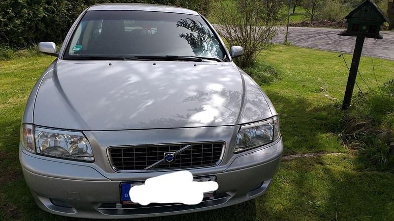 Silber Gebraucht 2004 Volvo S80 Limousine | 2.200 € - Bild 1/4