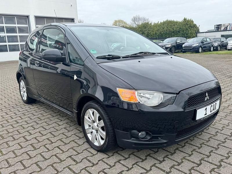 Gebraucht Mitsubishi Colt Plus 95 PS (69 kW) 2013 Schwarz Kleinwagen