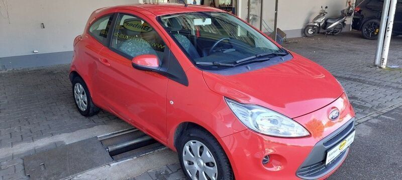 Gebraucht Ford Ka Trend 69 PS (50 kW) 2013 Rot Kleinwagen